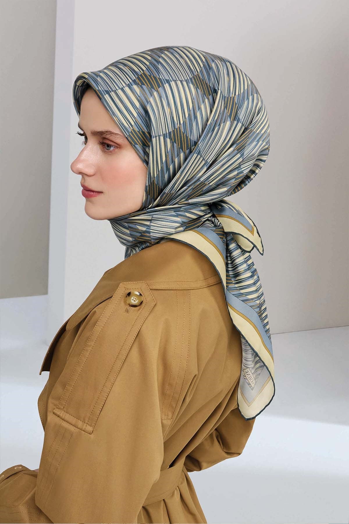 Armine İpek Eşarp 2026 İlkbahar-Yaz - 9533D-84 - Sura