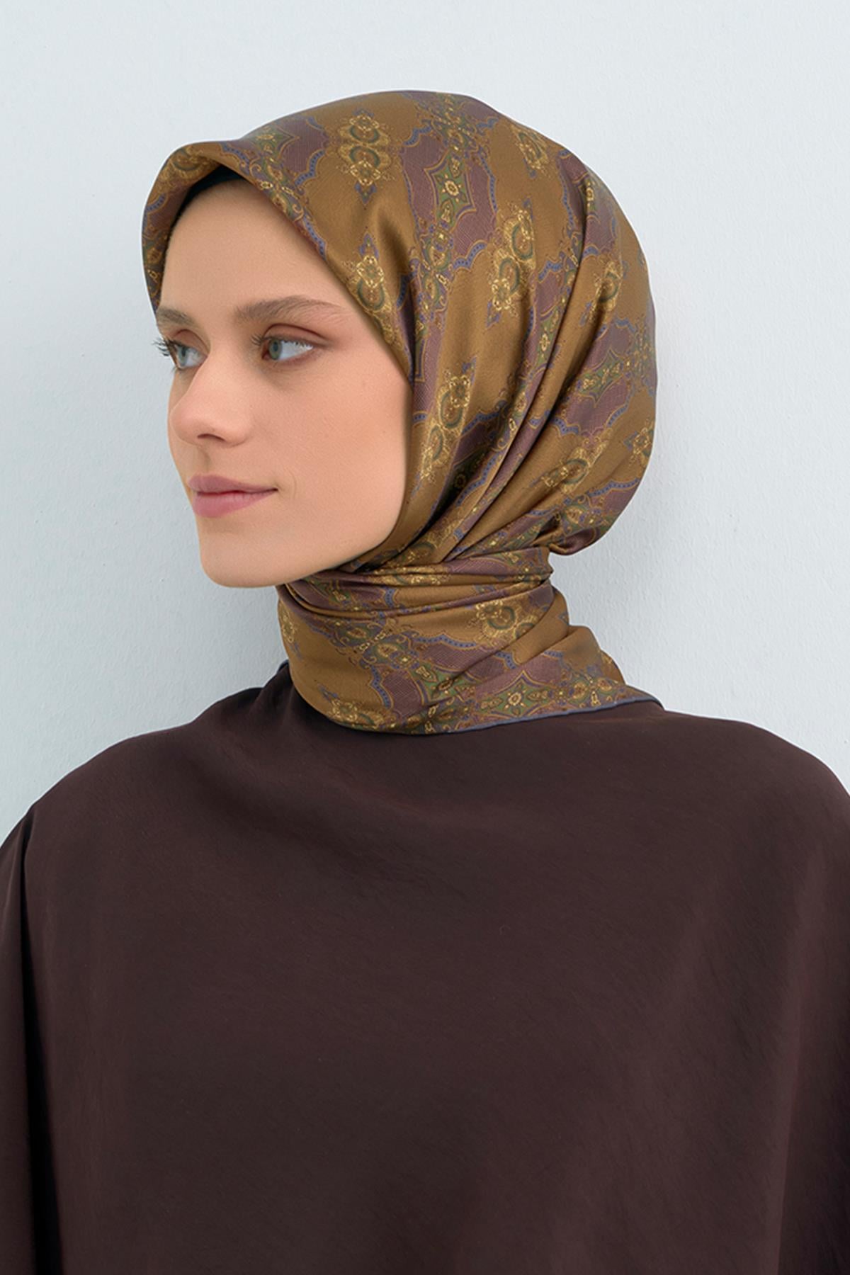 Armine İpek Eşarp 2026 İlkbahar-Yaz - 9522D-07 - Sura
