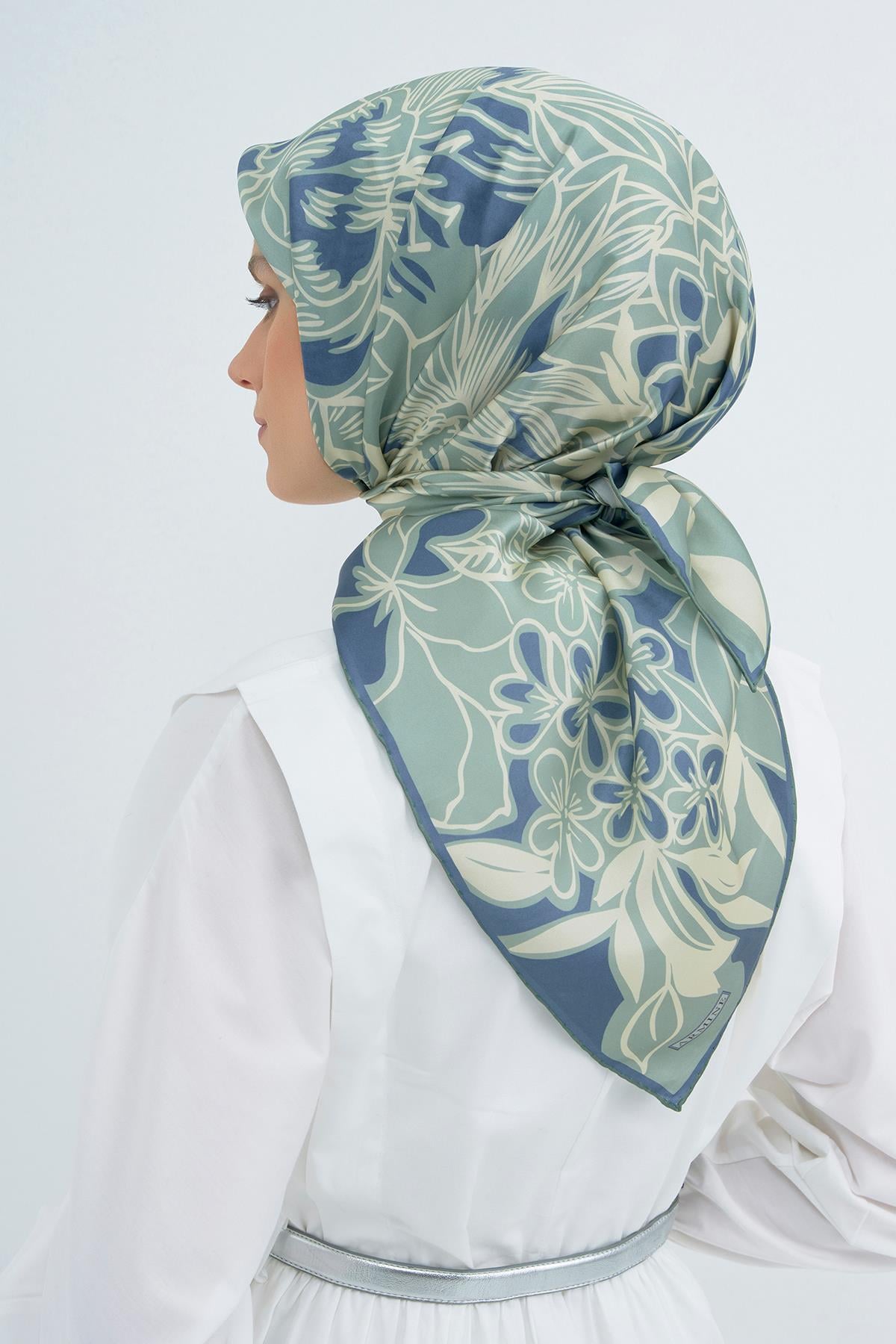 Armine İpek Eşarp 2026 İlkbahar-Yaz - 9539D-51 - Sura