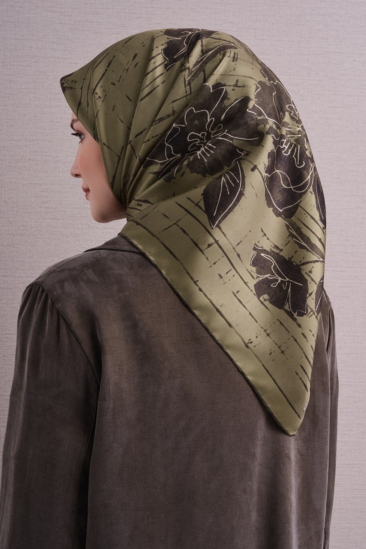 Armine İpek Eşarp 2026/2027 Sonbahar Kış - 9617DT-32 - Tivil