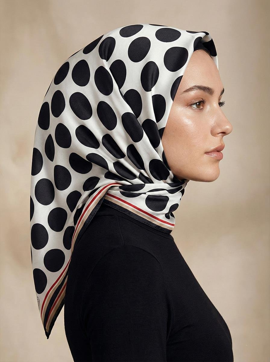 Armine İpek Eşarp - 9156D-82 - Sura - Siyah, Beyaz, Büyük Puantiye