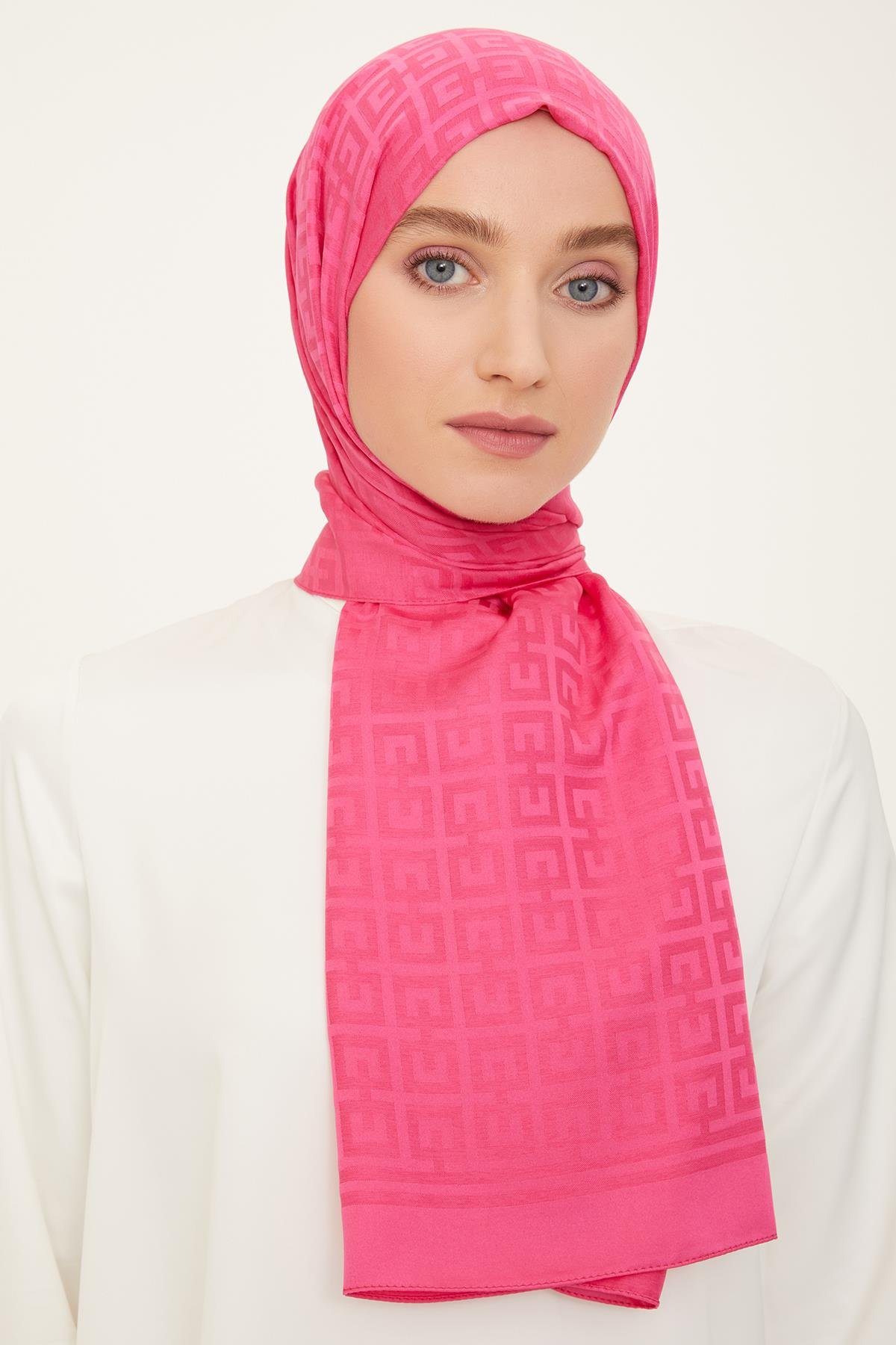 Armine Jakarlı Safir Şal - AT2SFR - 29 - Renk