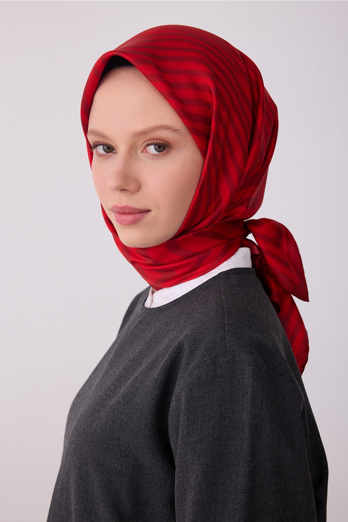 Belli İpek Eşarp - 4325D-03 - Tivil