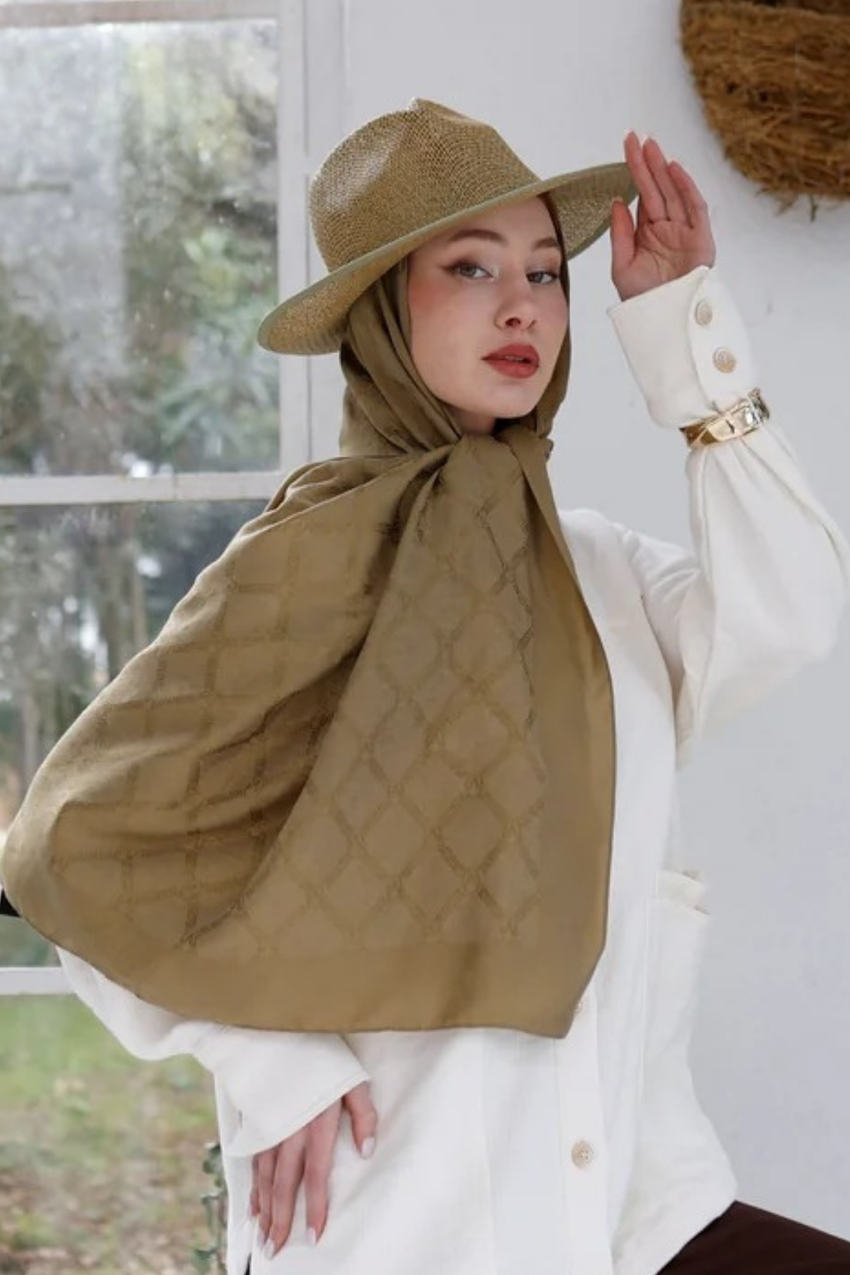 Valentino Orlandi Siena, Jakarlı Şal - Logo Desen - 09 - Kese Kağıdı