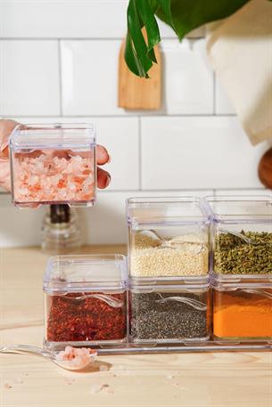 6lı Akrilik Istiflenebilir Kaşıklı Baharatlık Standlı