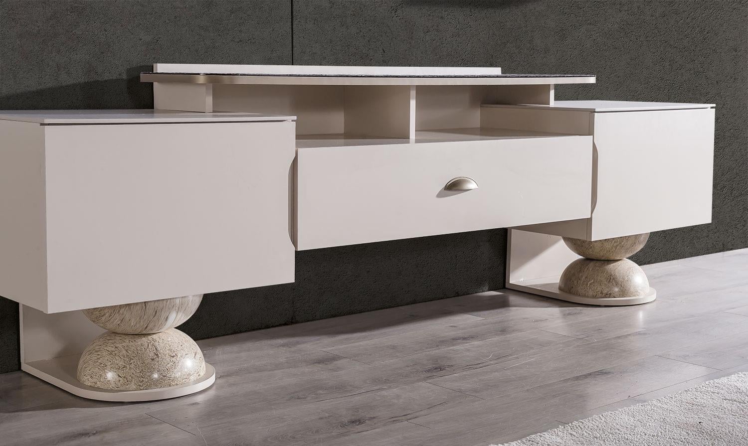 AVVA DUVAR ÜNİTESİ