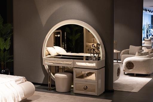 ETRO YATAK ODASI TAKIMI