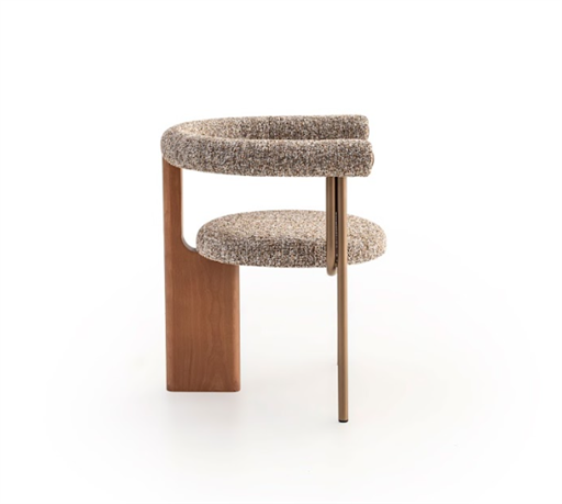 STATUE NOBLE SANDALYE