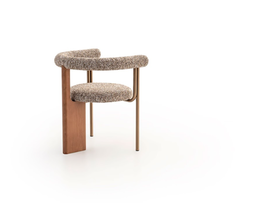 STATUE NOBLE SANDALYE