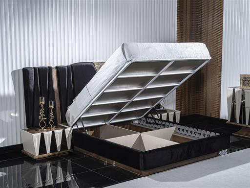 TOKYO YATAK ODASI TAKIMI