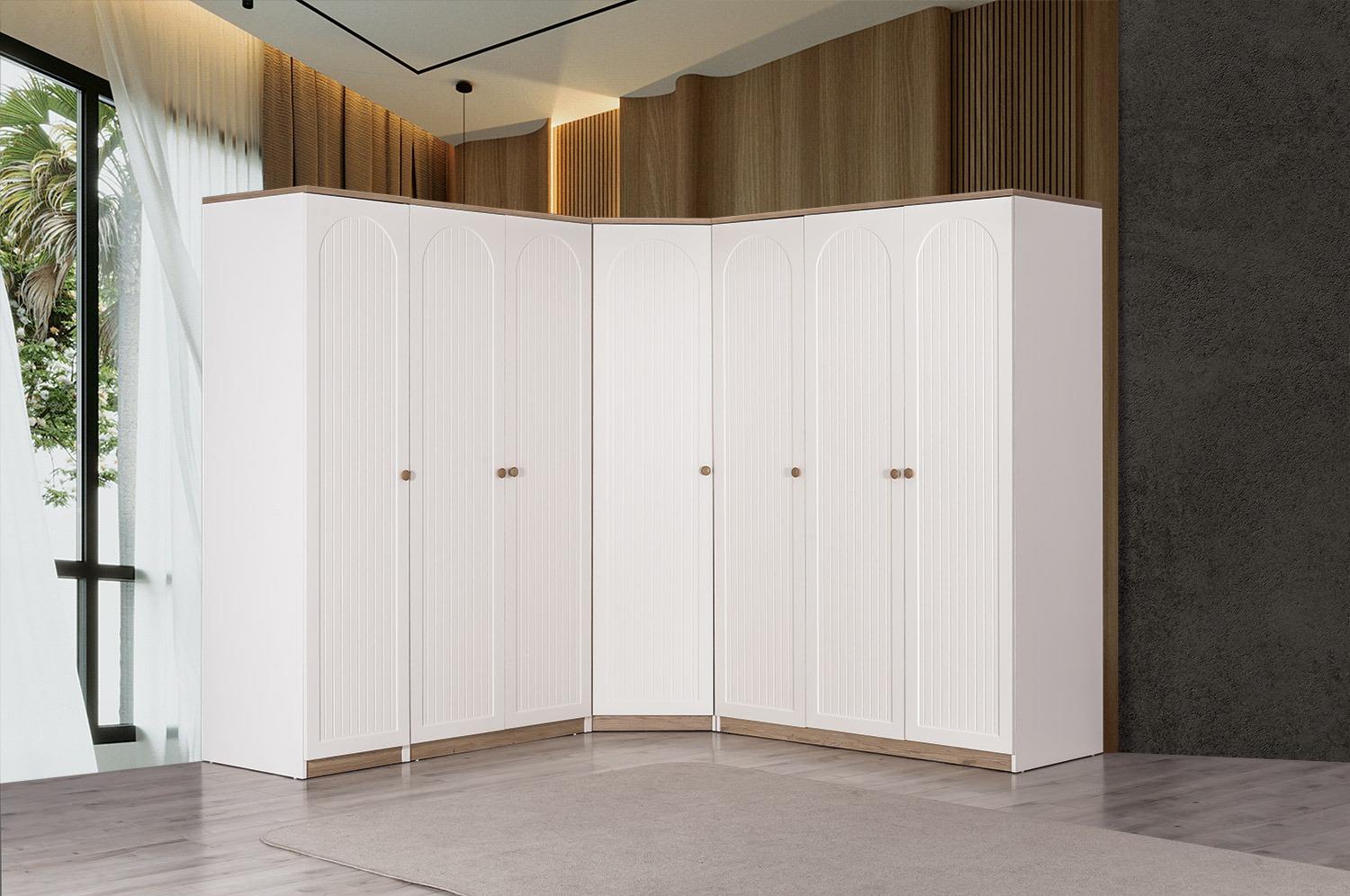 BAHA GİYİNME ODASI