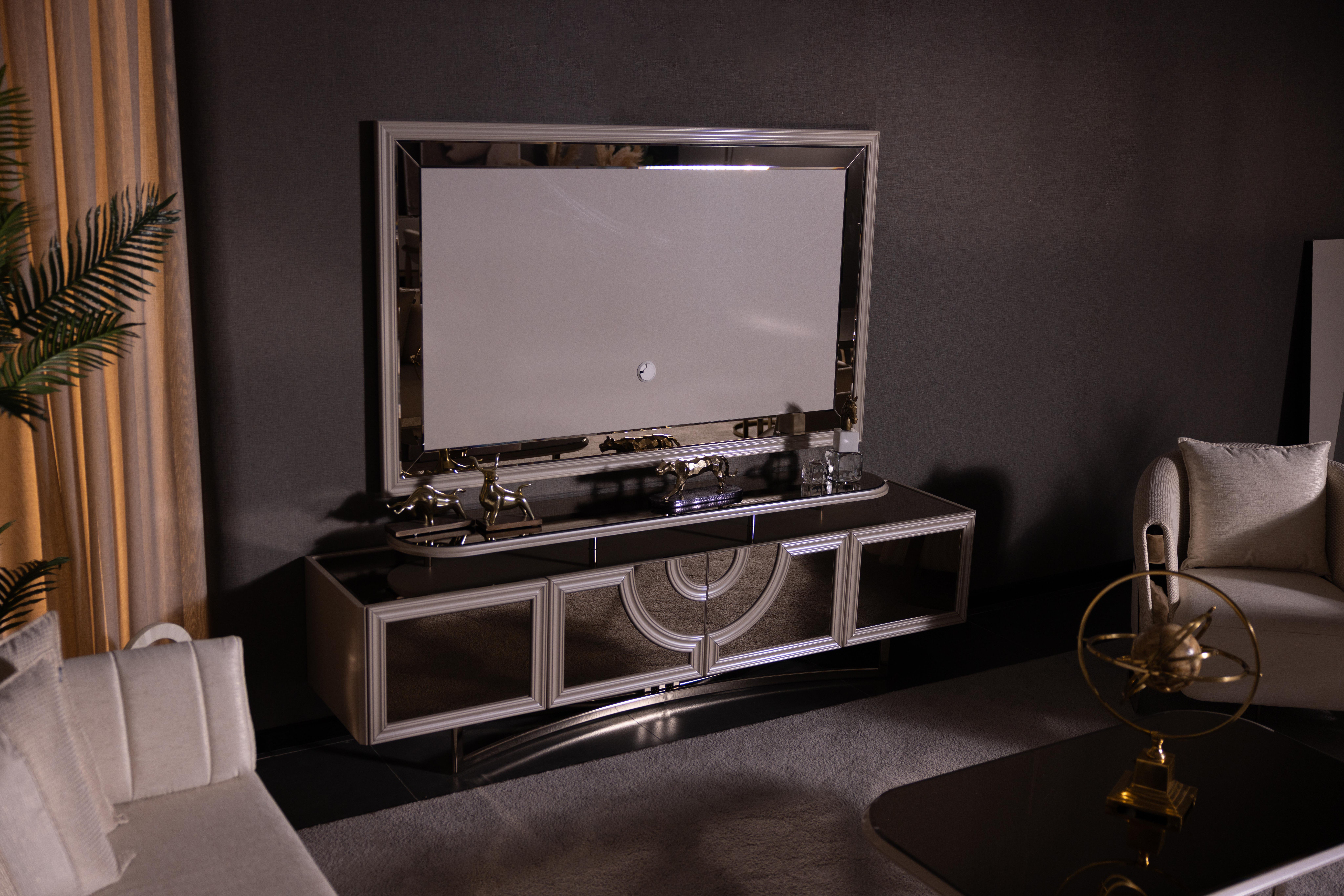 ETRO  DUVAR ÜNİTESİ