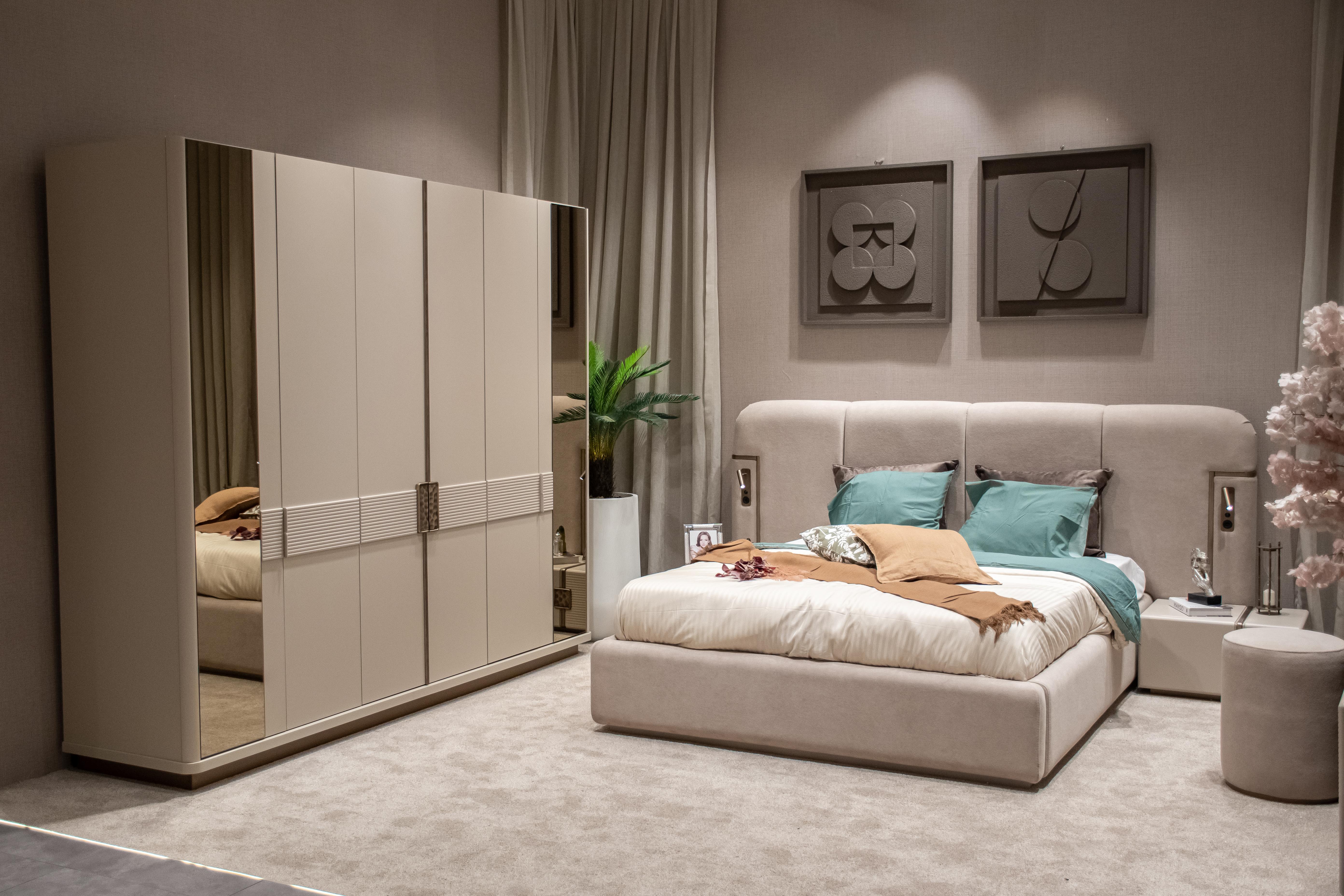 LATTE YATAK ODASI TAKIMI