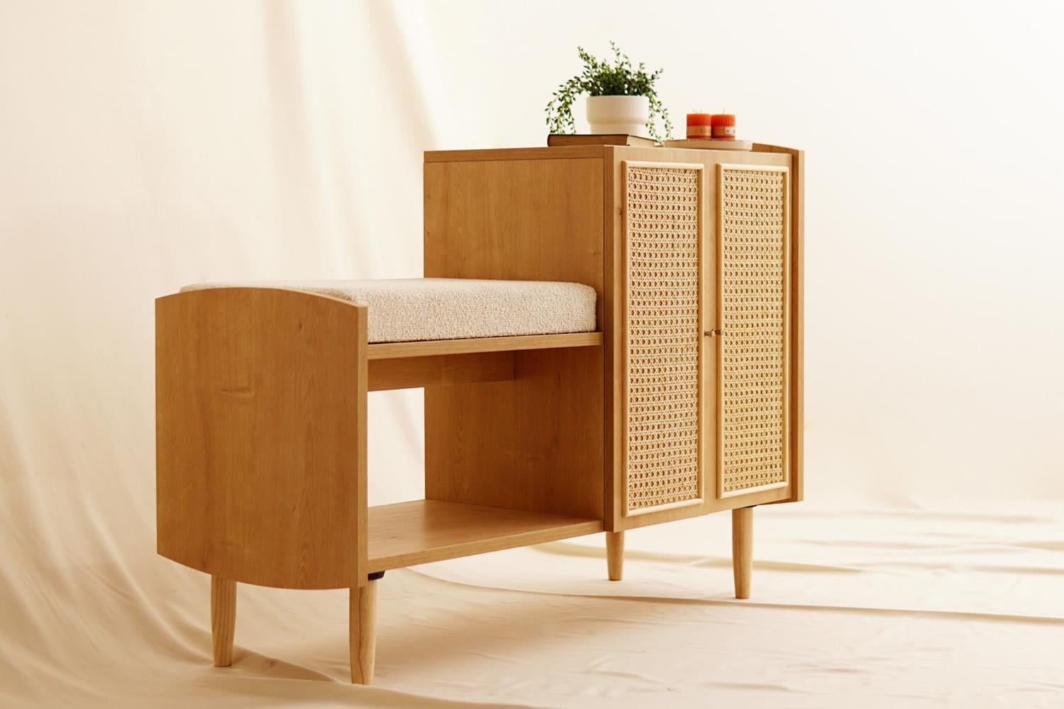 Arven Hazeranlı Ayakkabılık