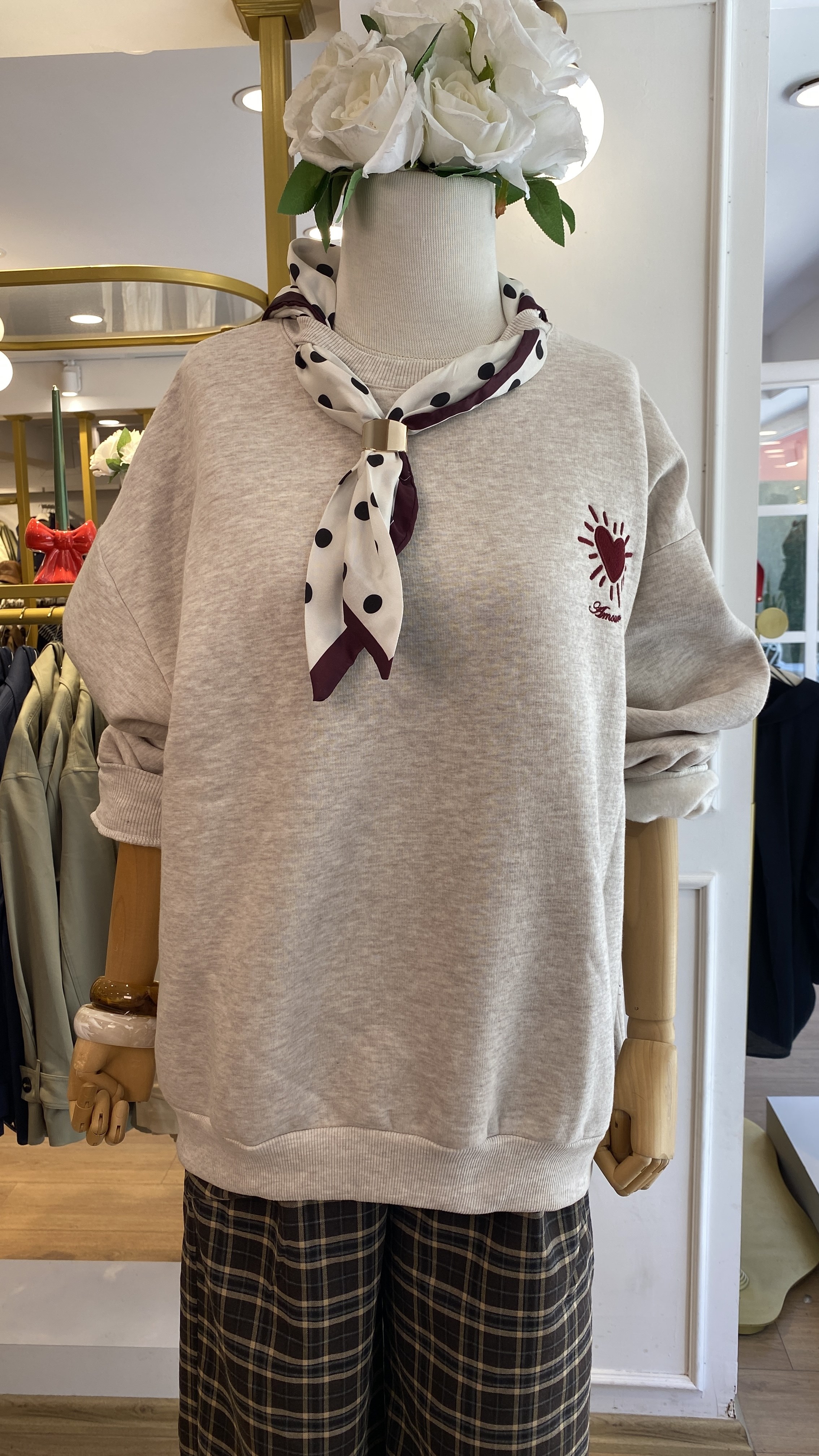Fular Detaylı Sweatshirt