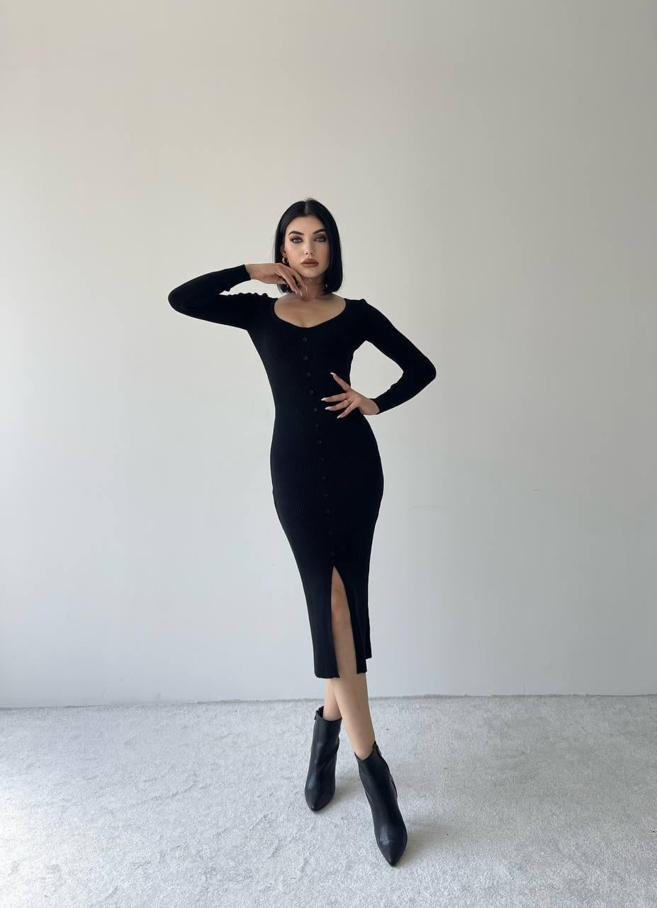OVAL YAKA TRİKO ELBİSE