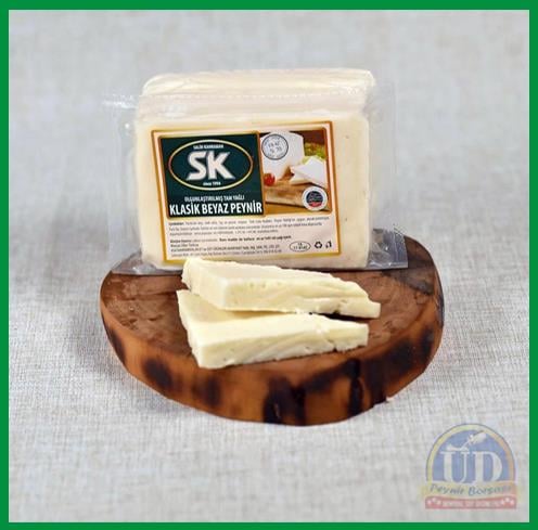 SALİH KAHRAMAN OLGUNLAŞTIRILMIŞ KEÇİ PEYNİRİ 600 - 700 GR EZİNE