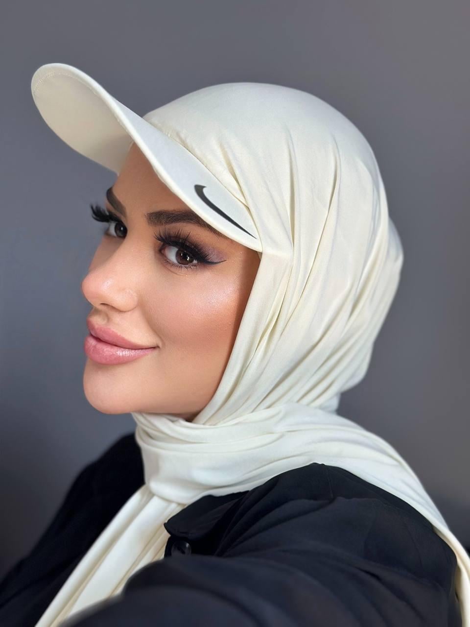 ŞAPKALI ŞAL KREM ( NİKE ÇELTİK )