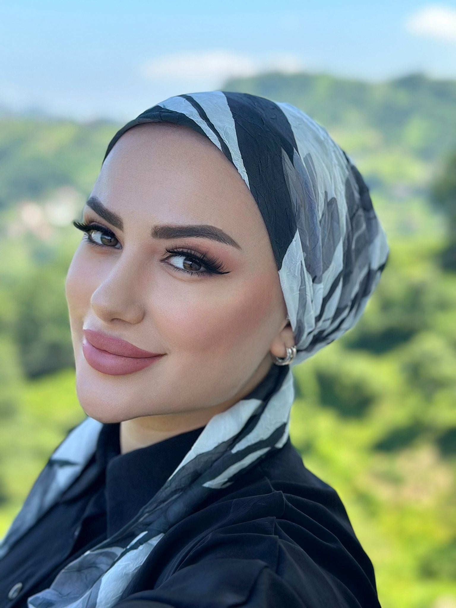 TREND ŞAL İMANNOR BAHAR DESEN