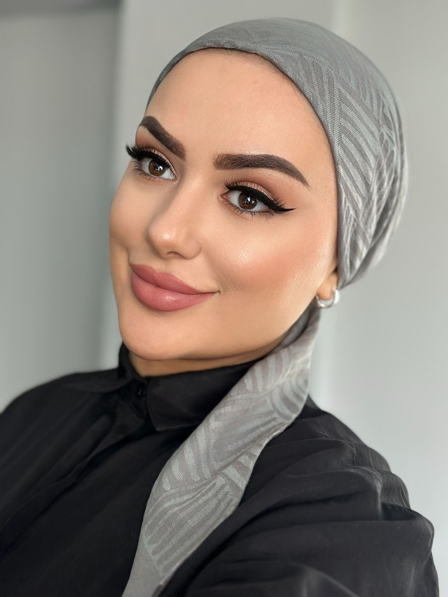TREND ŞAL İMANNOR ( kare desen NAİA KUMAŞ  ) 
