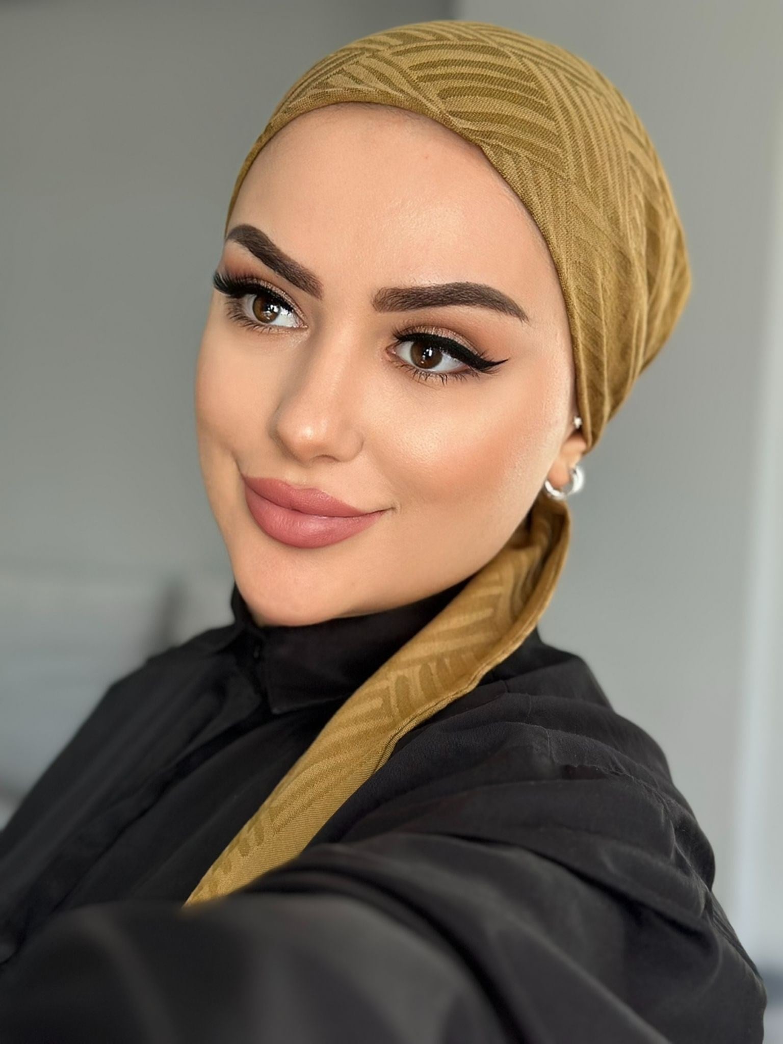 TREND ŞAL İMANNOR ( kare desen NAİA KUMAŞ  ) 