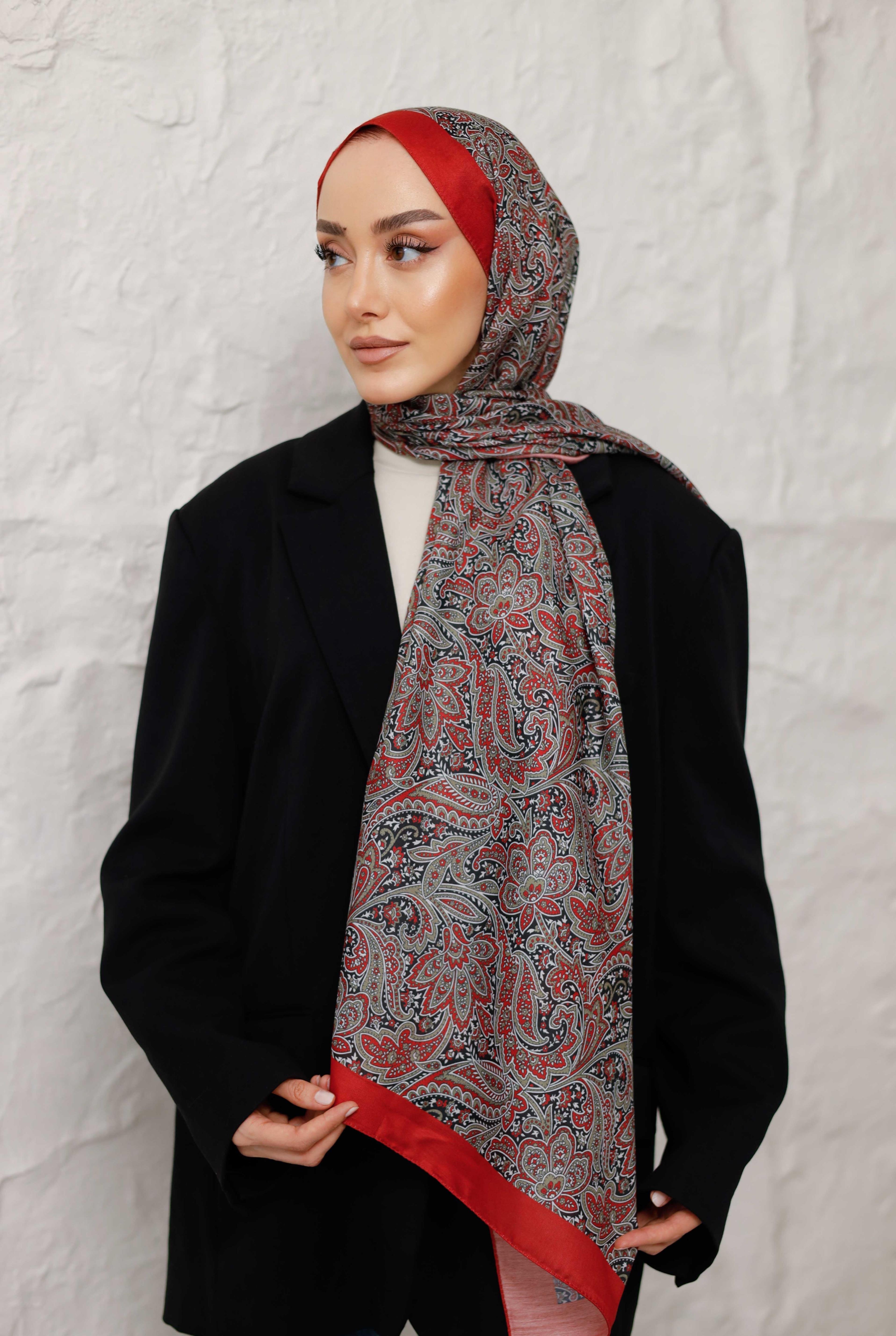 LARİSA ŞAL KIRMIZI