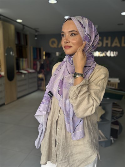 LADY 10