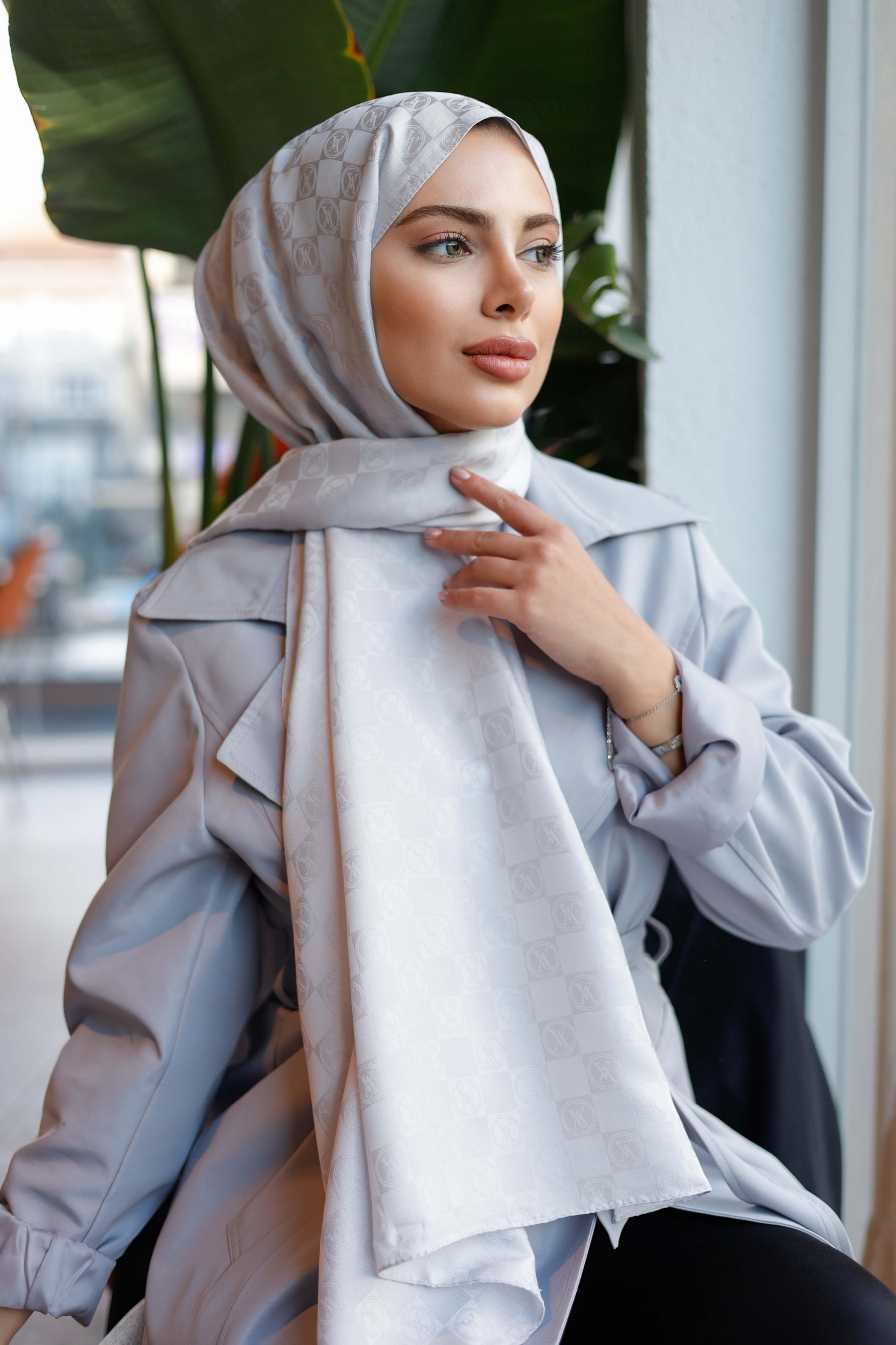 DAMA DESEN GÜMÜŞ GRİ