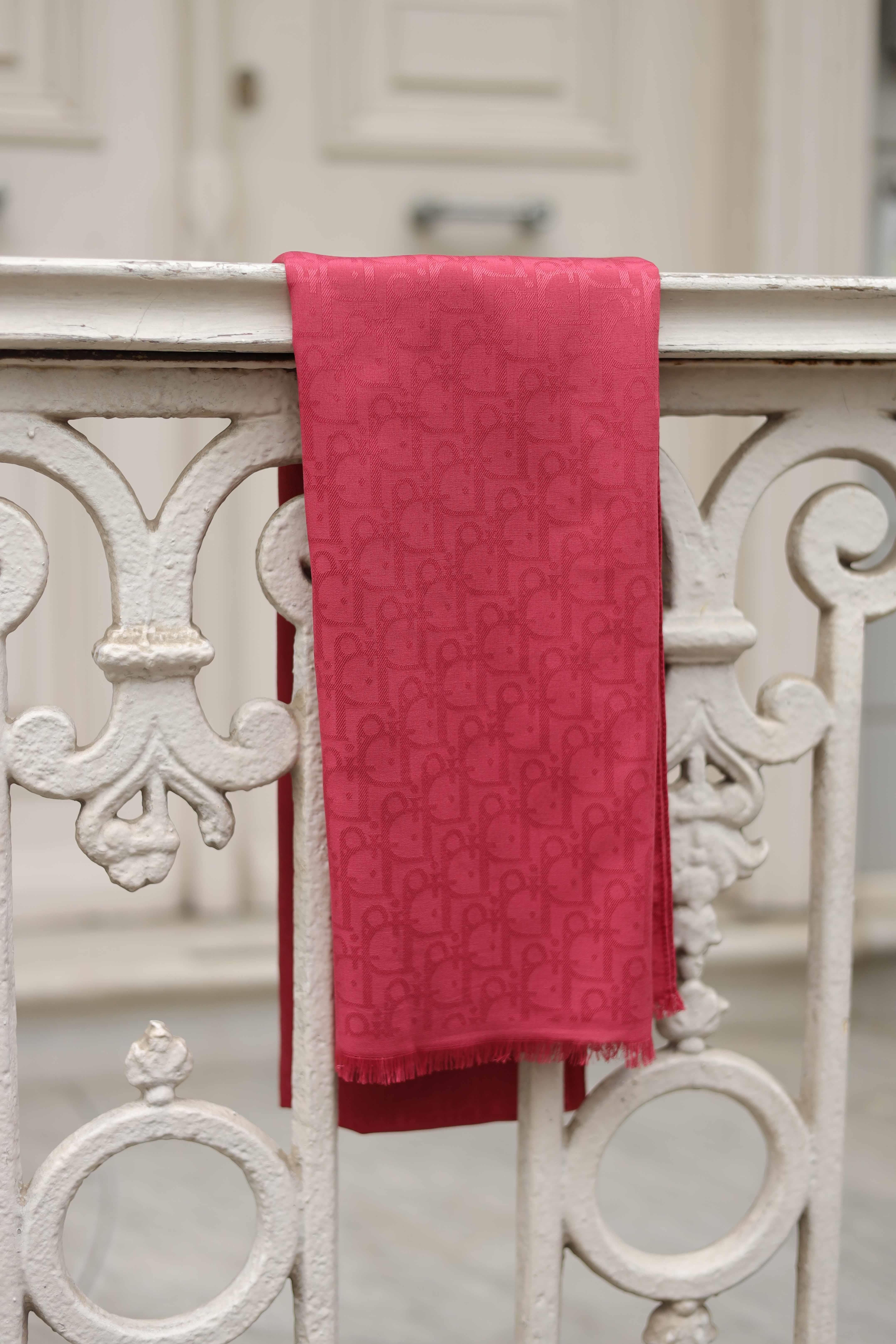 DİOR DESEN KIZILCIK