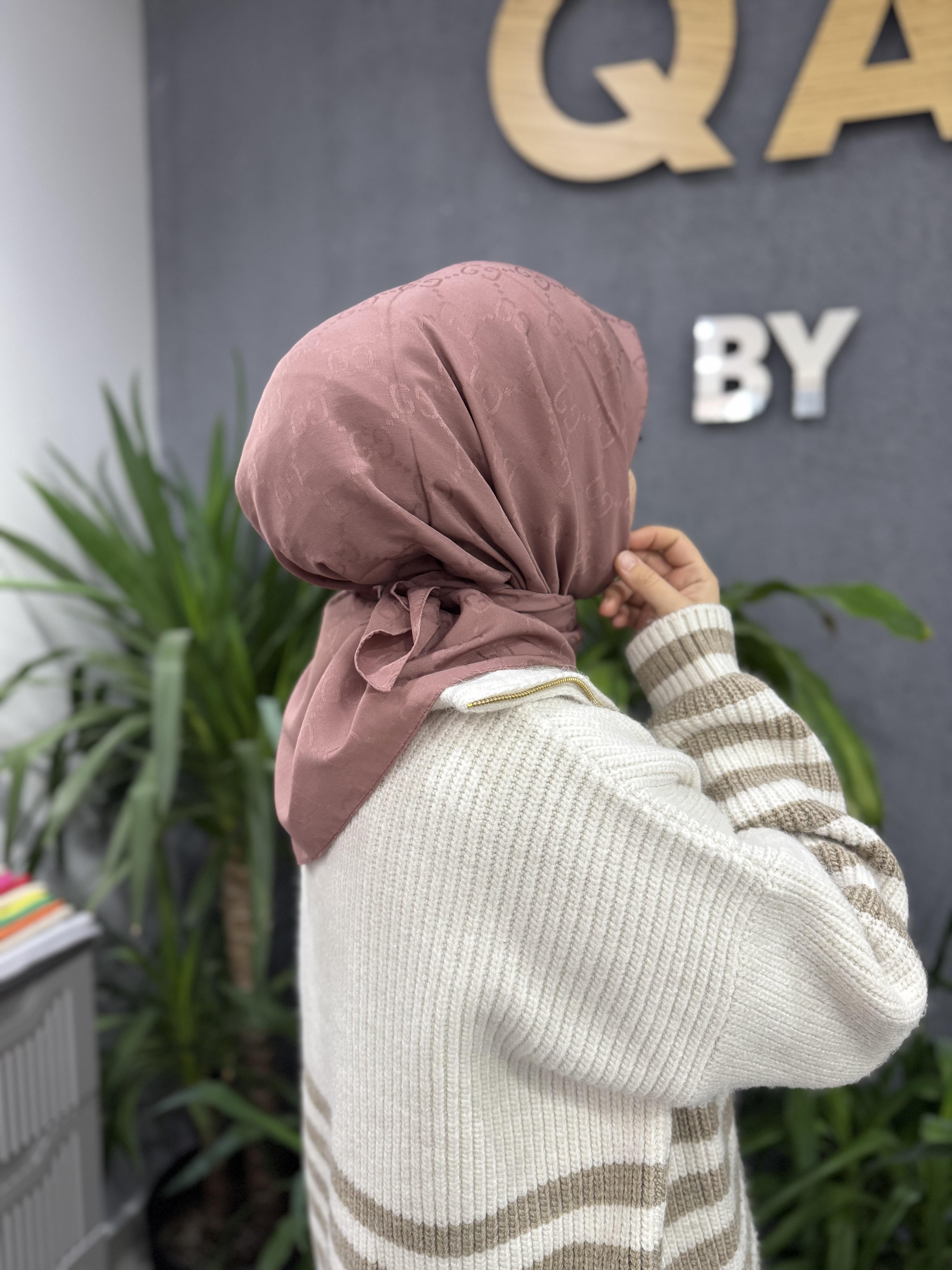 G DESEN EŞARP GÜL KURUSU