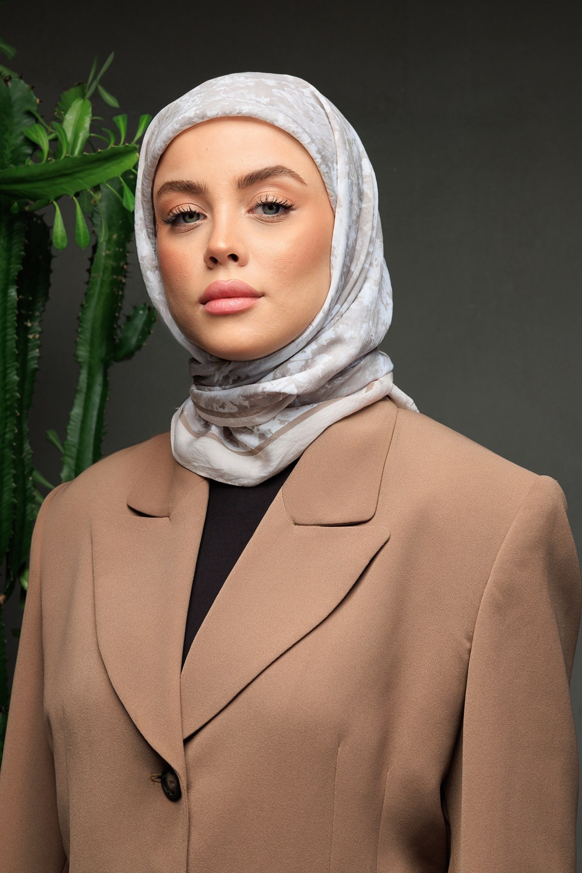 LOREN MODAL İPEK EŞARP 01