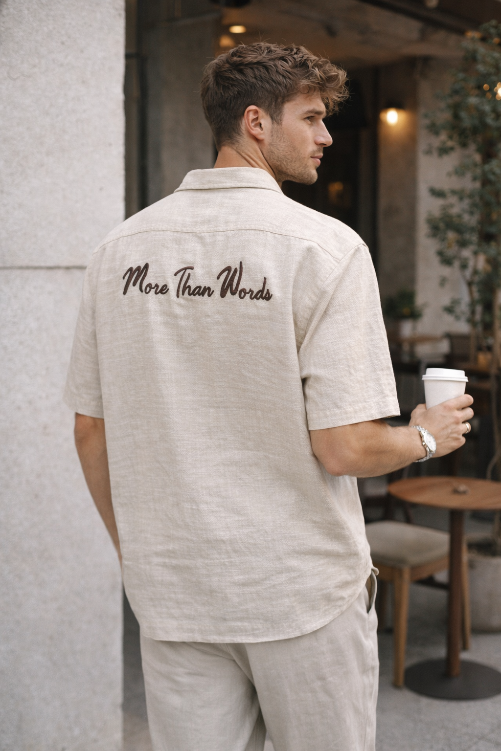 Erkek Oversize Kısa Kollu Dokulu Baskılı Bej Gömlek – More Than Words