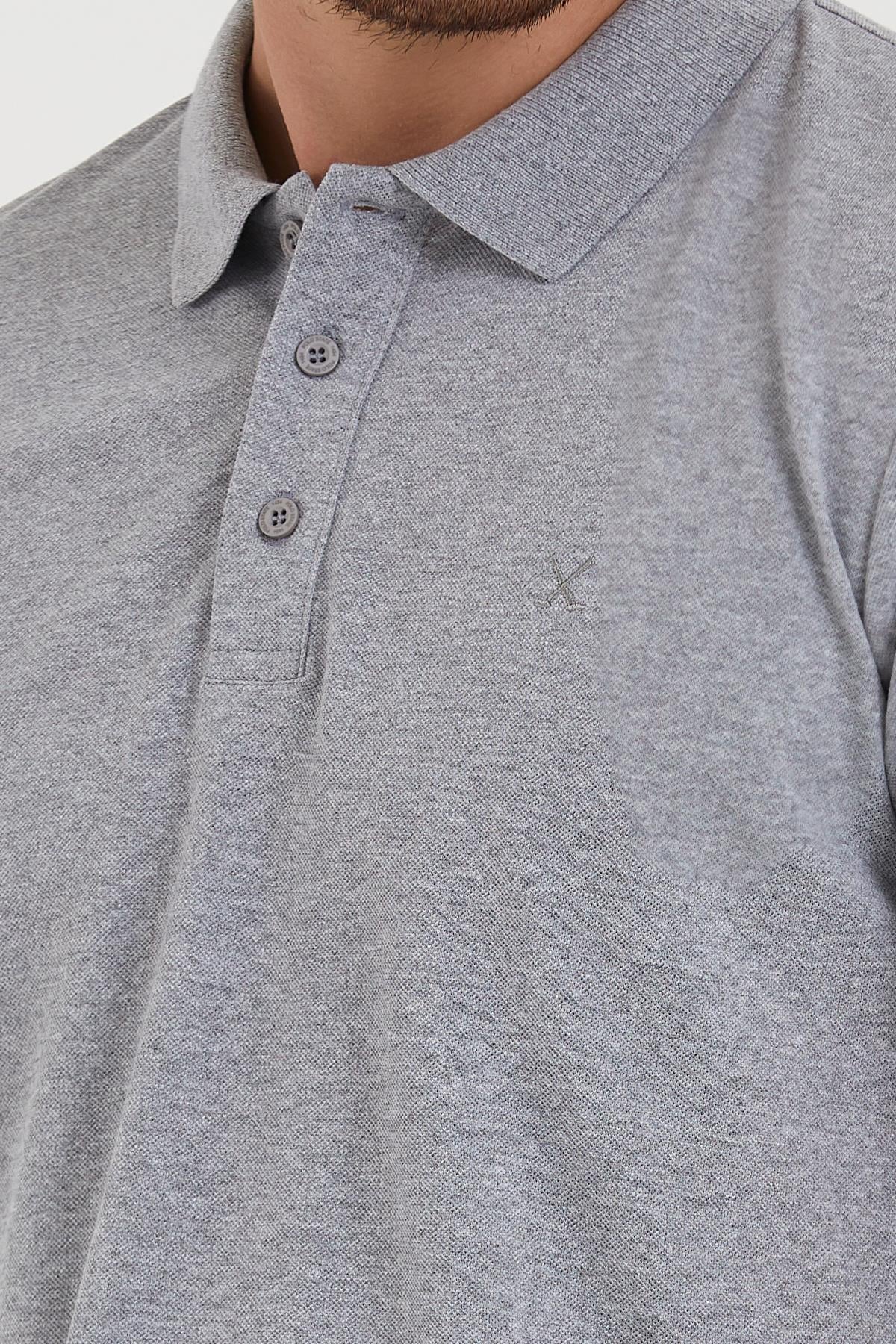 Erkek Regular Fit Polo Yaka Nakışlı T-shirt  Gri Melanj