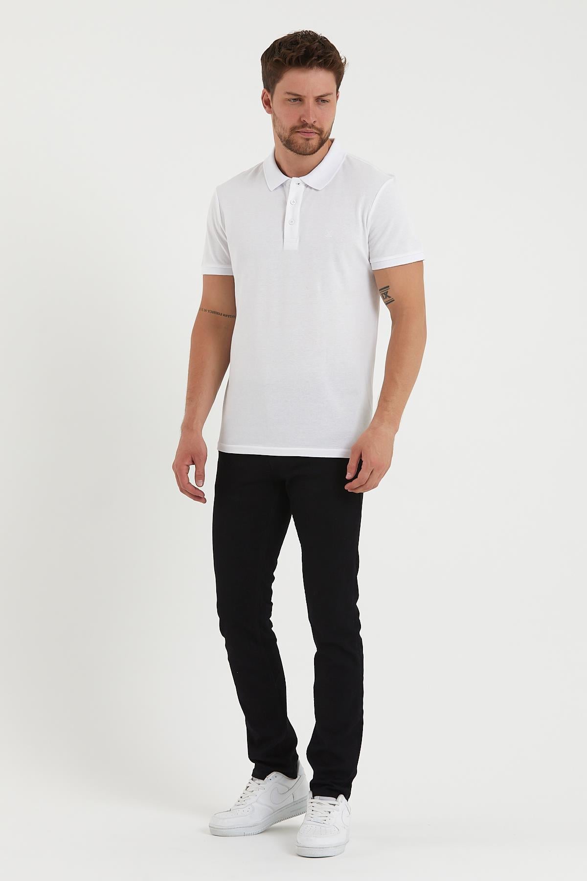 Erkek Regular Fit Polo Yaka Nakışlı T-shirt  Beyaz