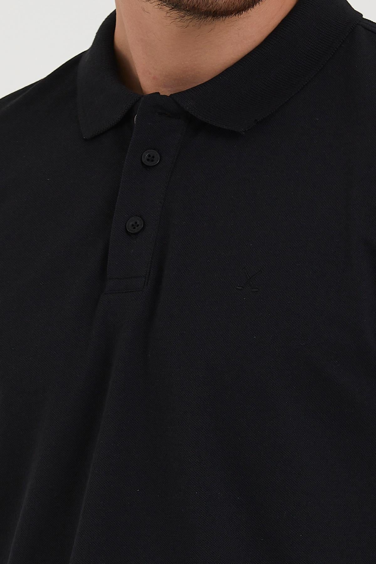 Erkek Regular Fit Polo Yaka Nakışlı T-shirt  Siyah