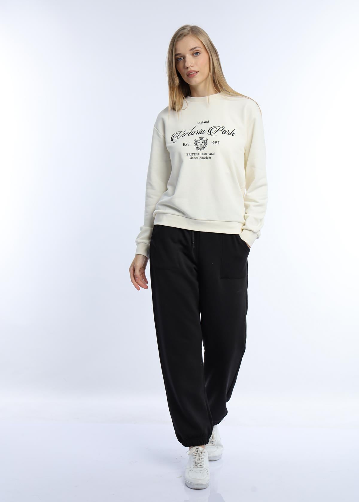 Kadın 3 İplik Şardonsuz United Kingdom Nakışlı Sweatshirt Siyah