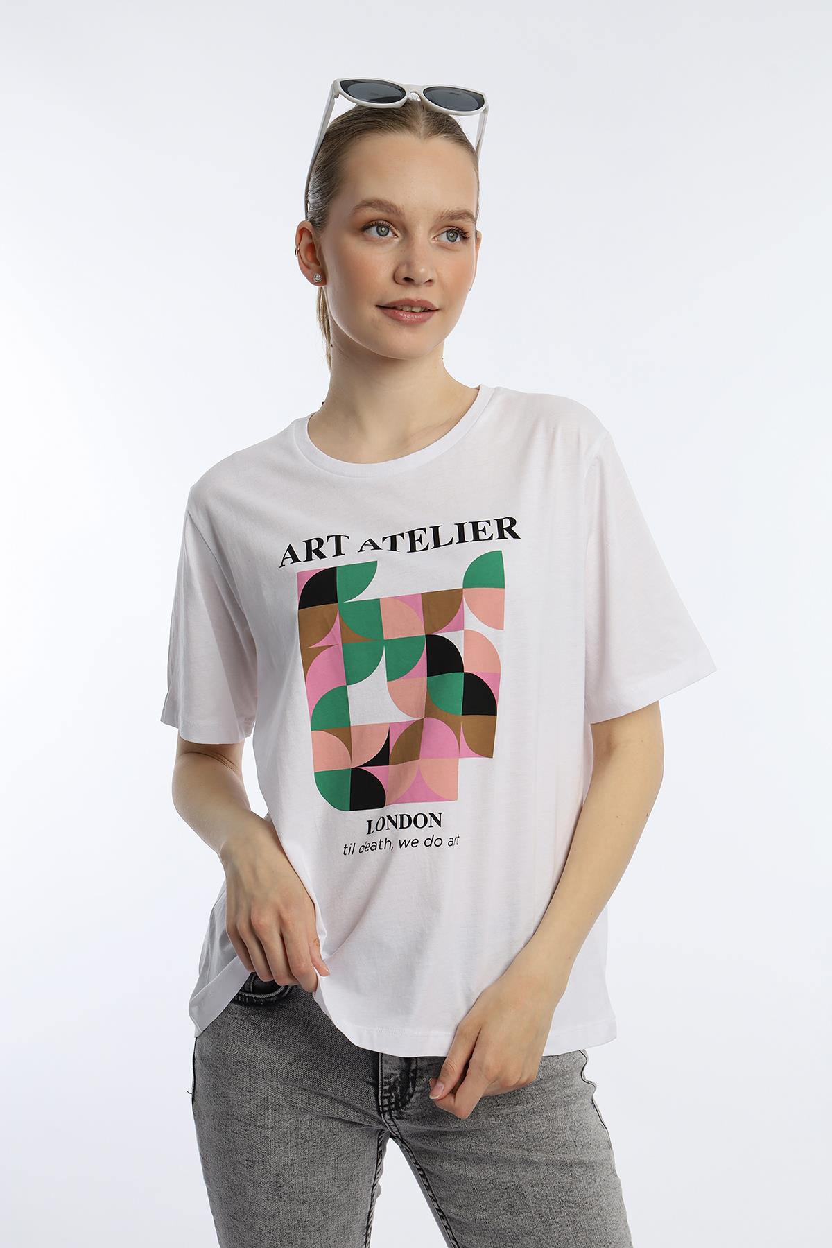 Kadın Art Atelier Baskılı Regular Fit Tişört Beyaz