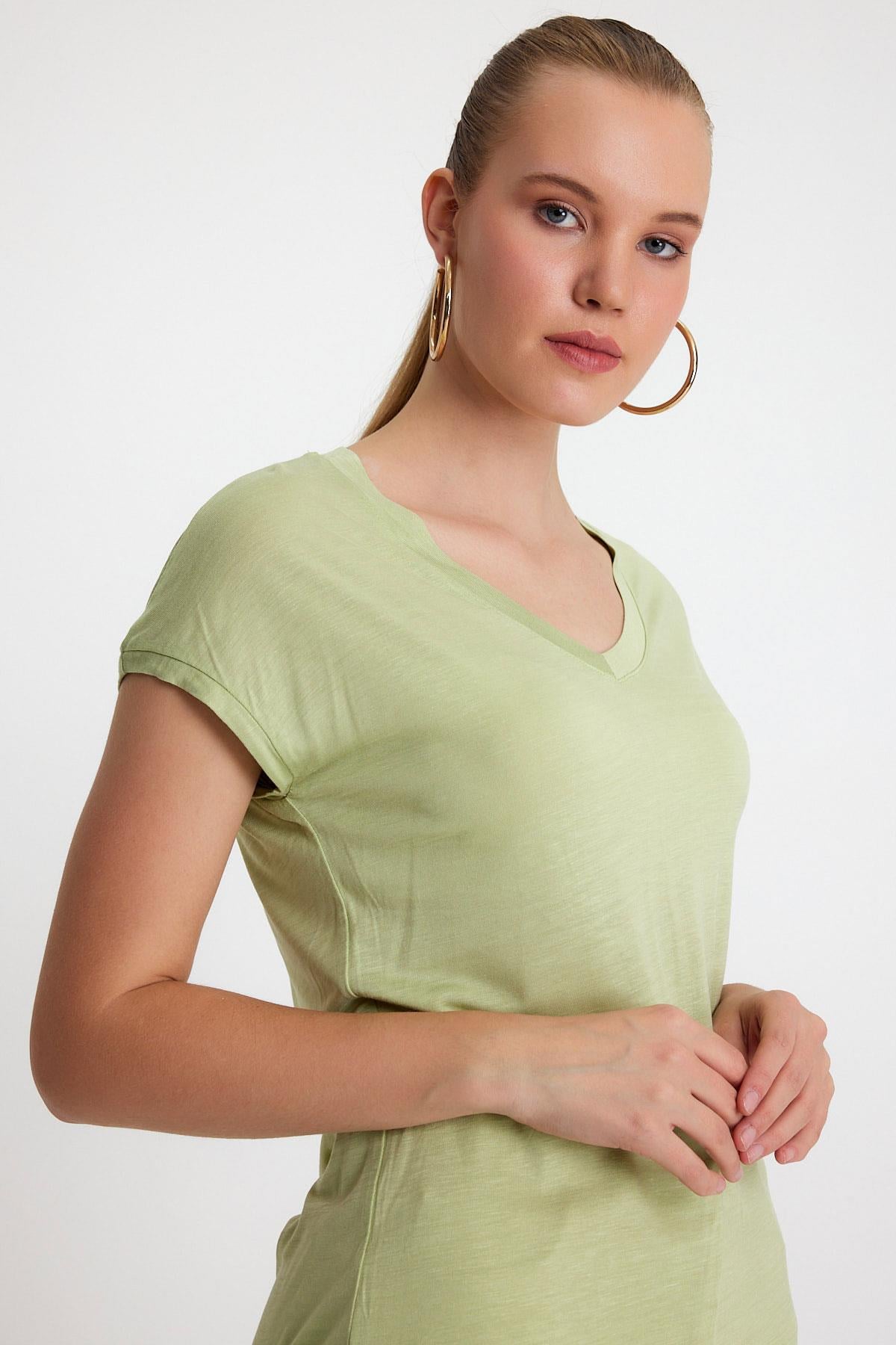 Kadın Bambu kumaş V Yaka T-shirt  Mint
