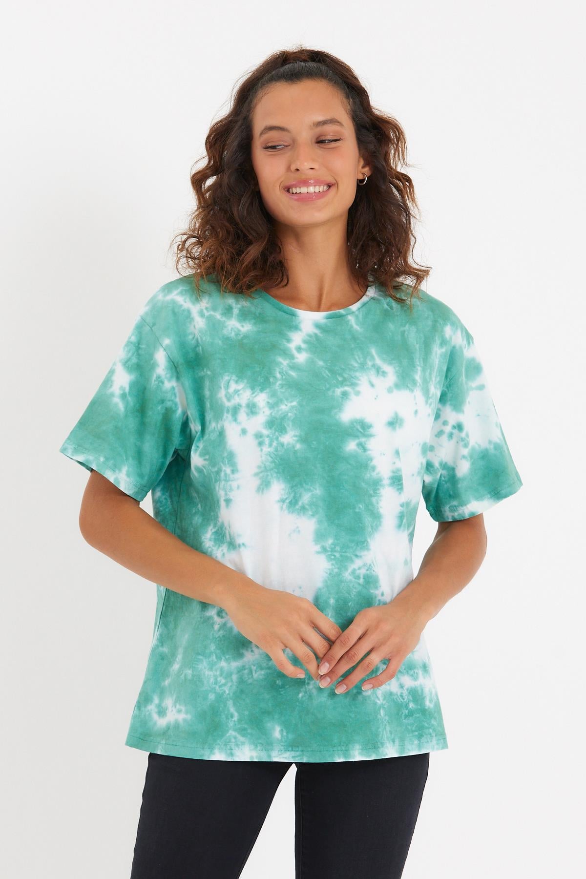 Kadın Batik Yıkamalı Oversize T-shirt Yeşil