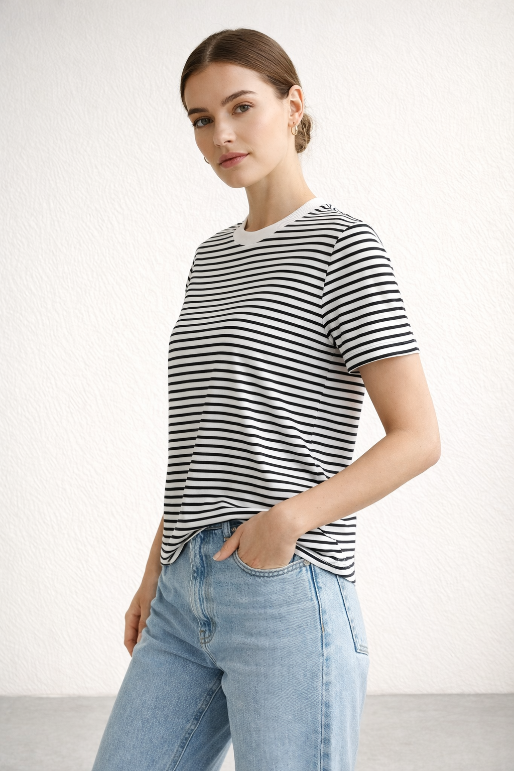 Kadın Çizgili Basic Oversize T-Shirt – Ekru Siyah