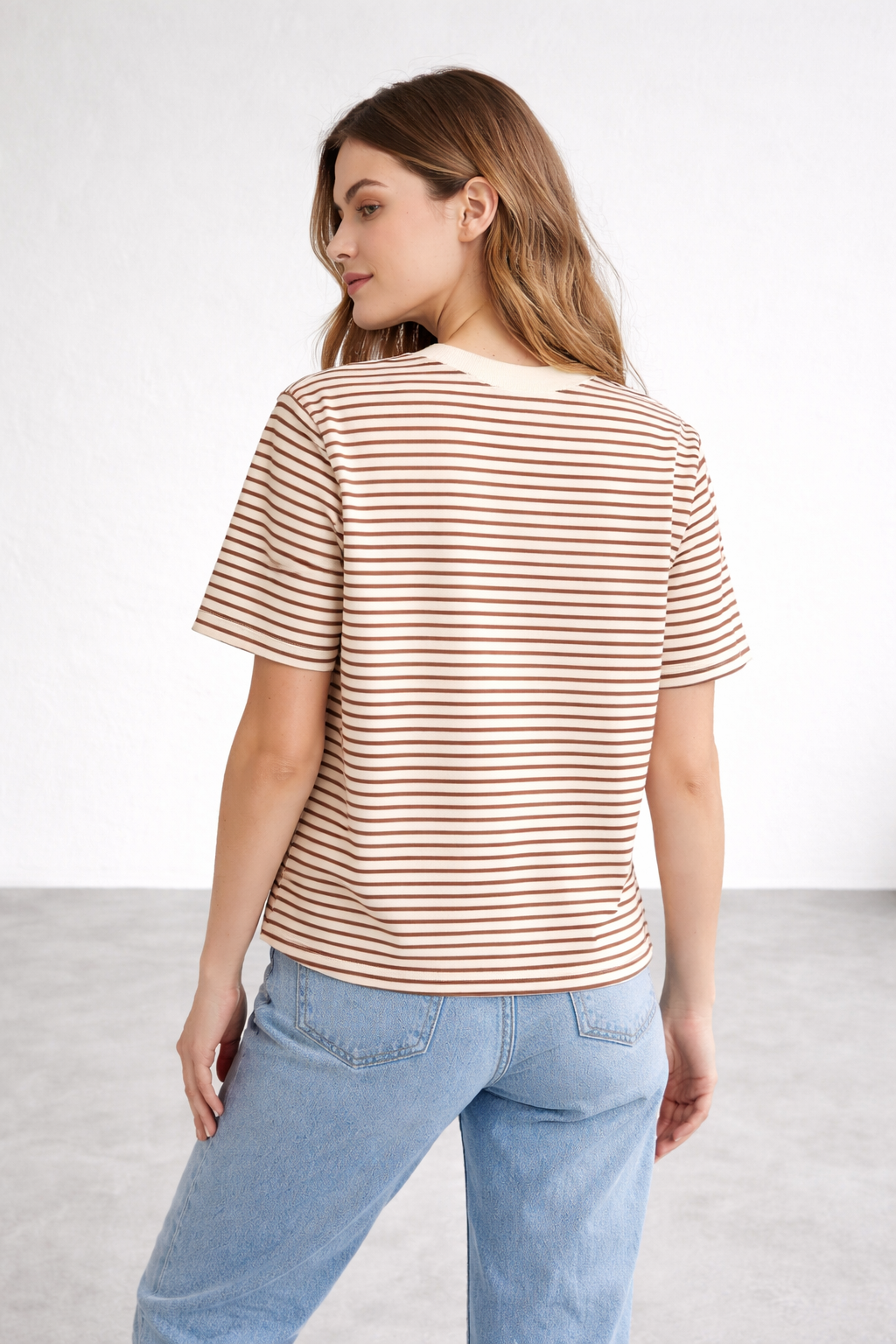 Kadın Çizgili Basic Oversize T-Shirt – Kahve Ekru