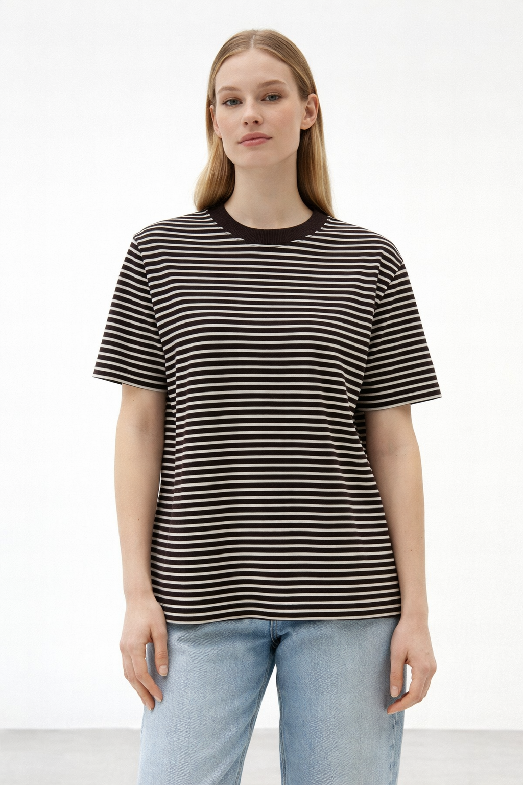 Kadın Çizgili Basic Oversize T-Shirt – Koyu Kahve Ekru