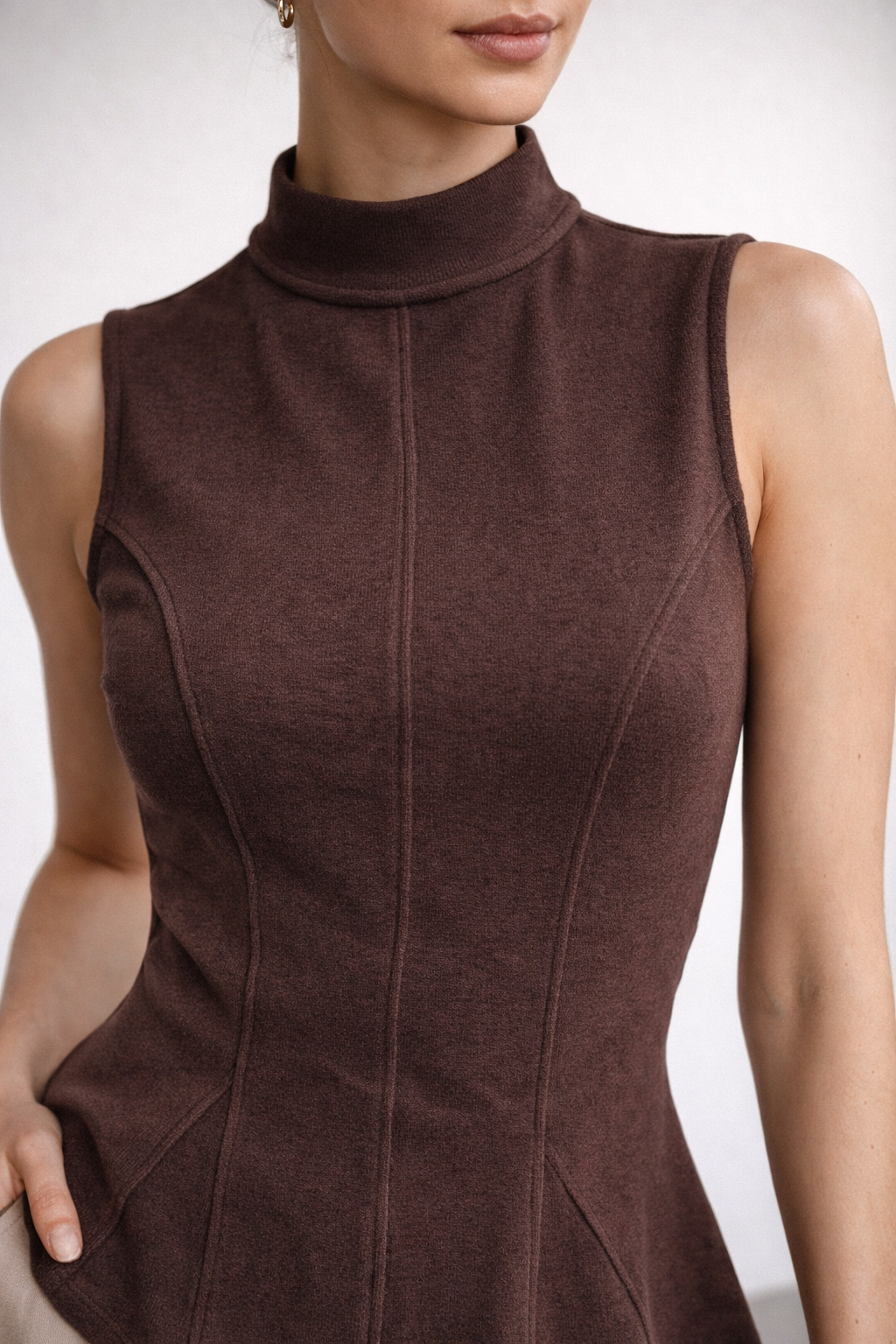 Kadın Dik Yaka Kolsuz Selanik Kumaş Slim Fit Bluz