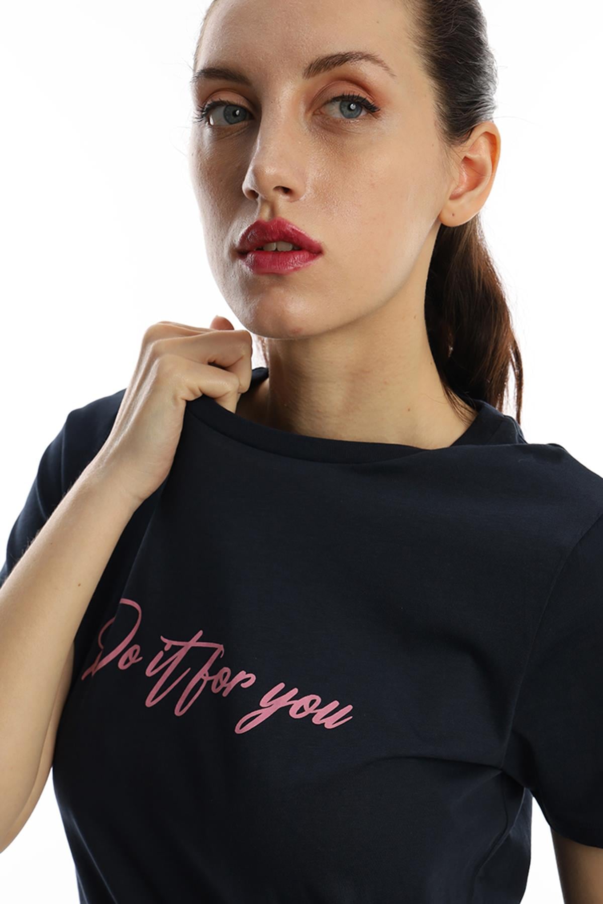 Kadın Do It For You Yazı Baskılı Tişört Lacivert