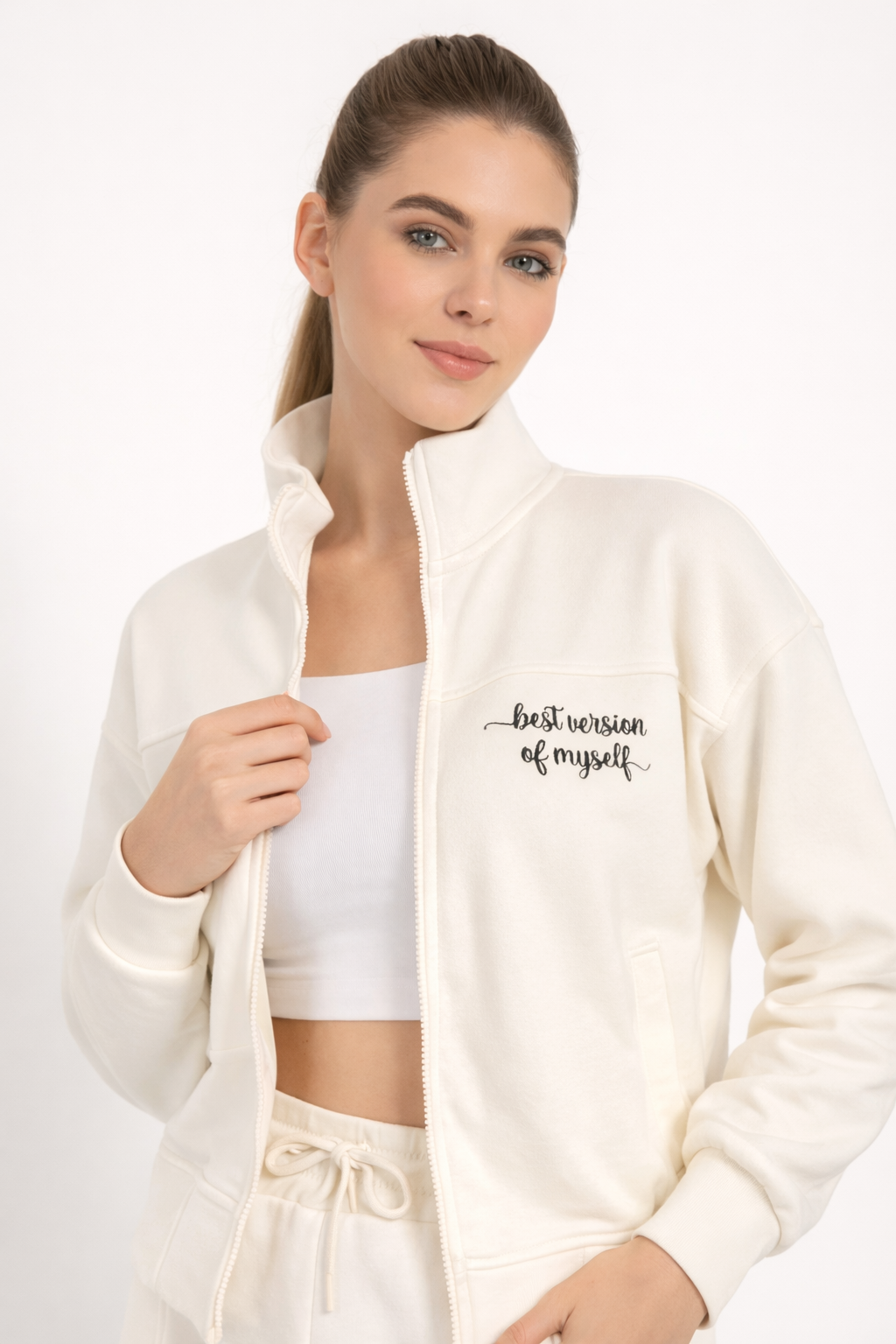 Kadın Ekru Fermuarlı Sweat Ceket – Regular Fit Günlük Spor Eşofman Üstü