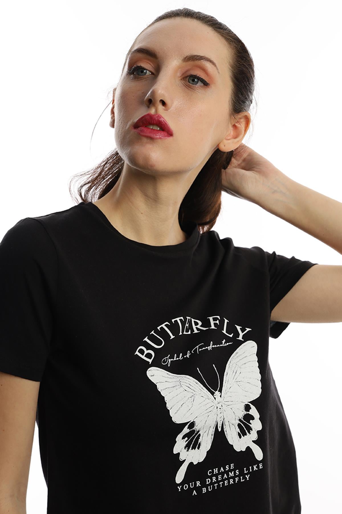 Kelebek Baskılı Bisiklet Yaka Kadın Regular Fit Tişört Siyah