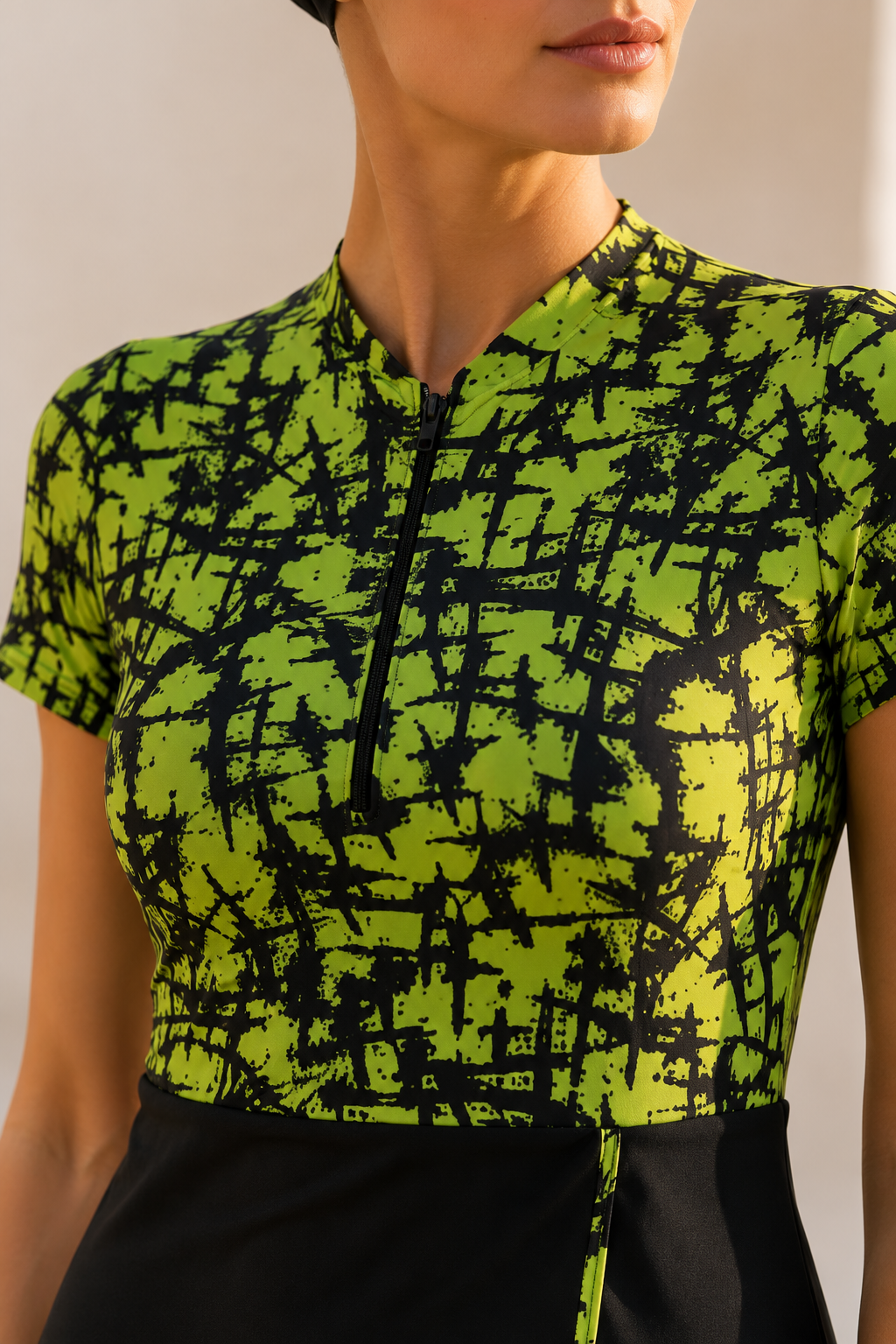 Kadın Lime Abstract Desenli 4 Parça Yarı Kapalı Tesettür Mayo Takımı