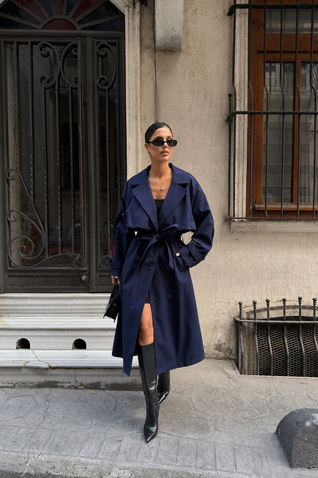 Kadın Oversize Kemerli Uzun Trençkot - Lacivert