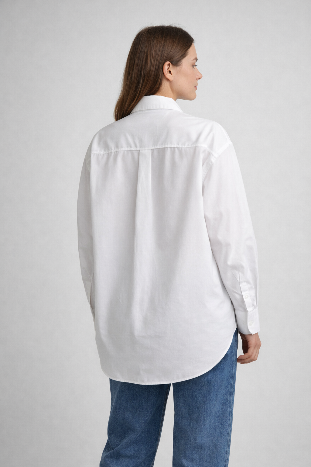 Kadın Oversize Uzun Kollu %100 Pamuk Basic Beyaz Gömlek