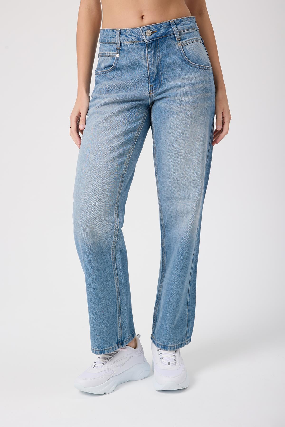 Kadın Regular Fit Mavi Jeans